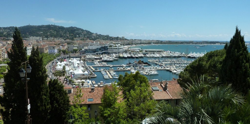 Devis pour la pose de parquet à Cannes